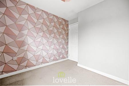 3 bedroom Detached house for sale in Buddleia Close, Healing, DN41