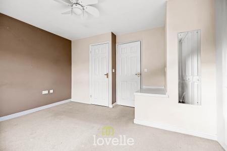 3 bedroom Detached house for sale in Buddleia Close, Healing, DN41