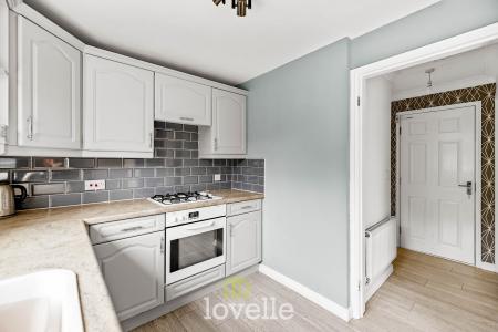 3 bedroom Detached house for sale in Buddleia Close, Healing, DN41