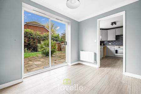 3 bedroom Detached house for sale in Buddleia Close, Healing, DN41