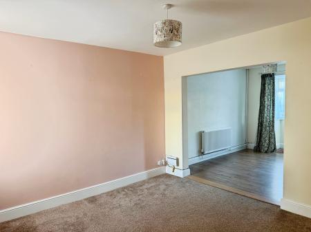 2 bedroom Terraced House to let in Columbia Street, Grimsby, DN32