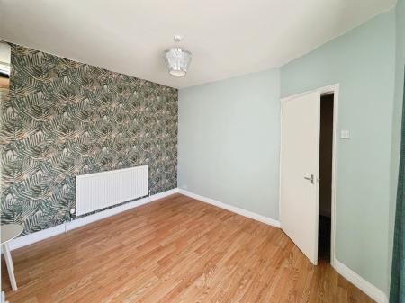 2 bedroom Terraced House to let in Columbia Street, Grimsby, DN32