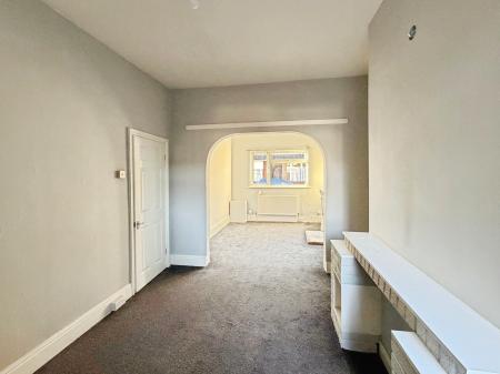 3 bedroom Terraced House to let in Montegue Street, Cleethorpes, DN35