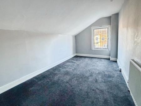 3 bedroom Terraced House to let in Montegue Street, Cleethorpes, DN35