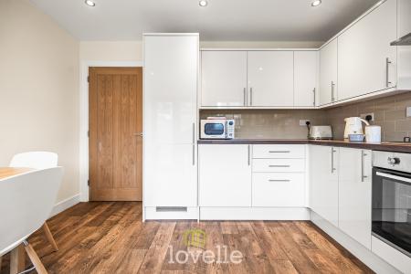 2 bedroom Terraced House for sale in Kristine Close, Grimsby, DN32