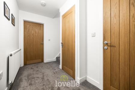 2 bedroom Terraced House for sale in Kristine Close, Grimsby, DN32