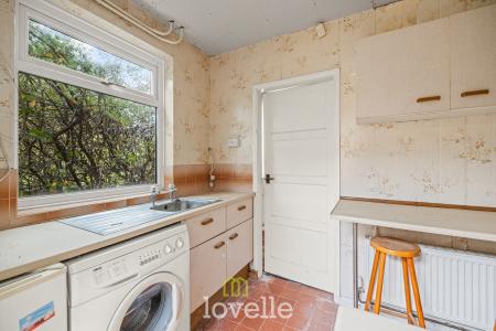 2 bedroom Semi-detached house for sale in Marton Grove, Grimsby, DN33