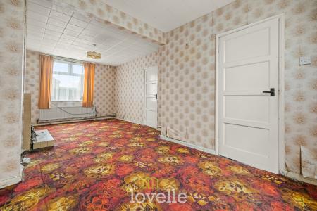 2 bedroom Semi-detached house for sale in Marton Grove, Grimsby, DN33