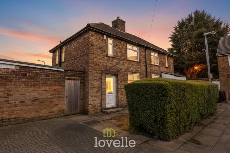 2 bedroom Semi-detached house for sale in Marton Grove, Grimsby, DN33