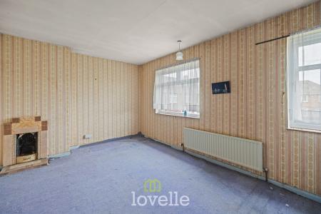 2 bedroom Semi-detached house for sale in Marton Grove, Grimsby, DN33