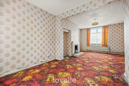 2 bedroom Semi-detached house for sale in Marton Grove, Grimsby, DN33