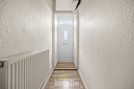 3 bedroom Terraced House for sale in Torrington Street, Grimsby, DN32