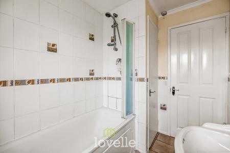 2 bedroom Semi-detached house for sale in Belleisle Road, Grimsby, DN34