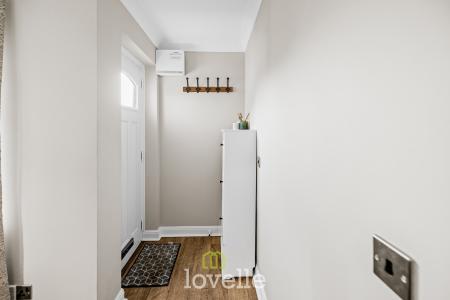 2 bedroom Terraced House for sale in Meadow Croft, Waltham, DN37