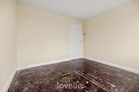 3 bedroom Semi-detached bungalow for sale in Healing Road, Stallingborough, DN41