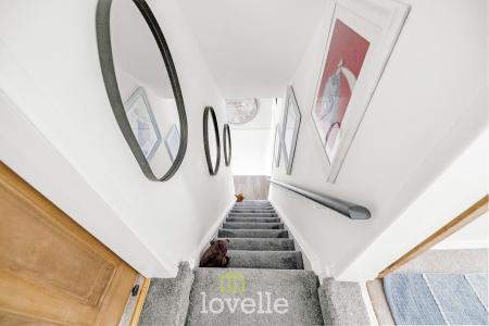 2 bedroom Terraced House for sale in Columbia Road, Grimsby, DN32