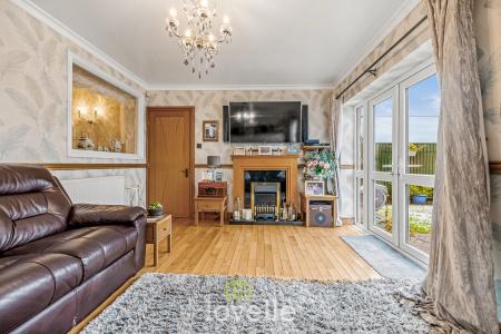 4 bedroom Detached house for sale in Laceby Road, Grimsby, DN34