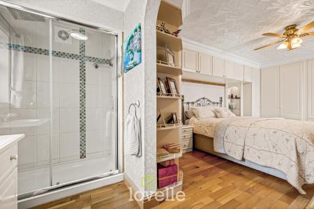 4 bedroom Detached house for sale in Laceby Road, Grimsby, DN34