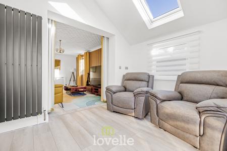 2 bedroom Detached bungalow for sale in Pinfold Lane, Stallingborough, DN41