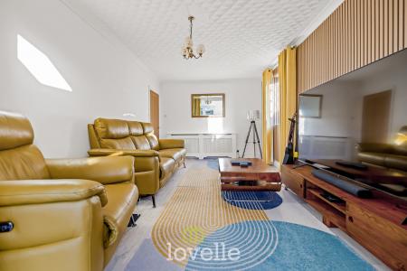 2 bedroom Detached bungalow for sale in Pinfold Lane, Stallingborough, DN41