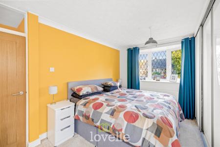 2 bedroom Detached bungalow for sale in Pinfold Lane, Stallingborough, DN41