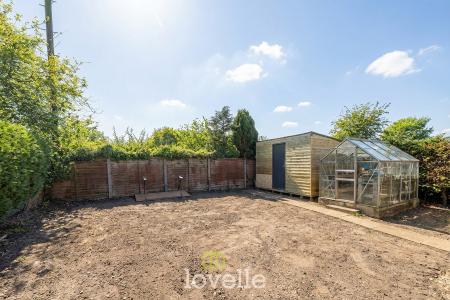 2 bedroom Detached bungalow for sale in Pinfold Lane, Stallingborough, DN41