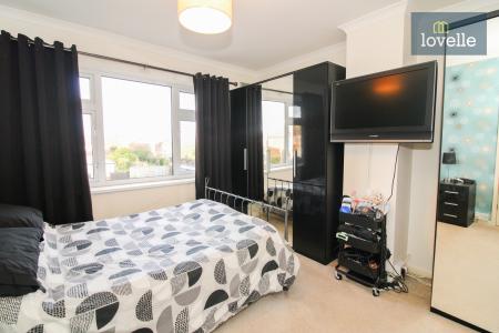 3 bedroom Semi-detached house for sale in Southlands Avenue, Louth, LN11