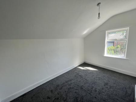 3 bedroom End of terrace house to let in Heneage Road, Grimsby, DN32