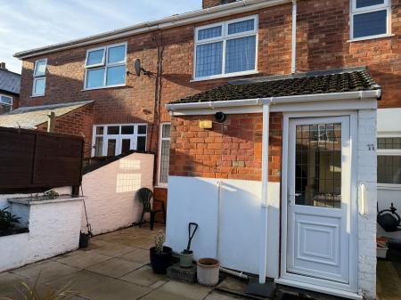 3 bedroom Terraced House to let in Pinfold Lane, Scartho, Grimsby, DN33