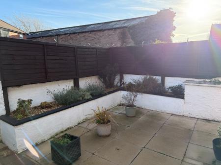 3 bedroom Terraced House to let in Pinfold Lane, Scartho, Grimsby, DN33