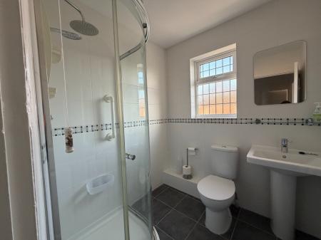 3 bedroom Terraced House to let in Pinfold Lane, Scartho, Grimsby, DN33