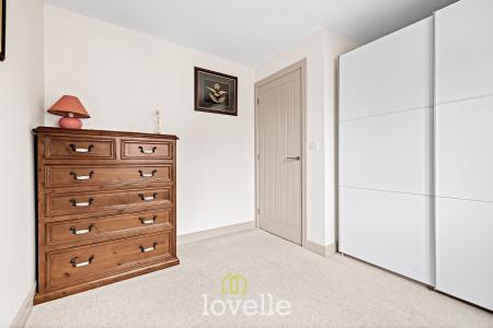 3 bedroom Semi-detached house for sale in Boundary Farm Court, Scartho, Grimsby, DN33