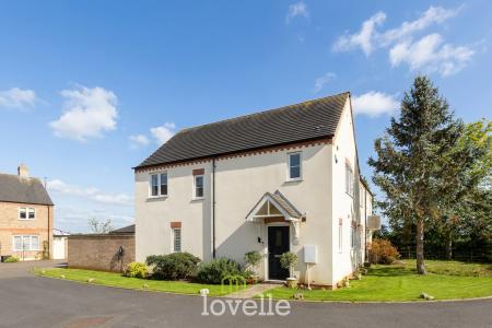 3 bedroom Semi-detached house for sale in Boundary Farm Court, Scartho, Grimsby, DN33