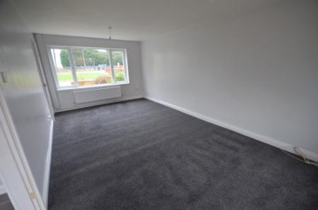 3 bedroom End of terrace house to let in Tintern Walk, Grimsby, DN37