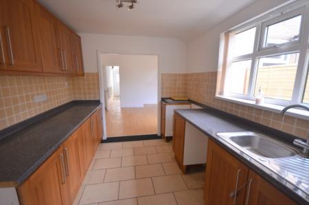 2 bedroom Terraced House to let in Julian street, Grimsby, DN32