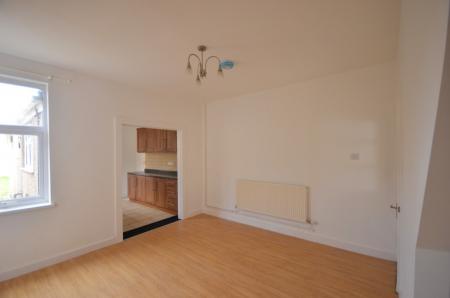 2 bedroom Terraced House to let in Julian street, Grimsby, DN32