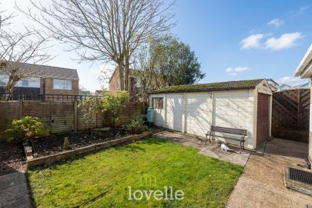 3 bedroom Semi-detached house for sale in Atkinsons Lane, Waltham, DN37