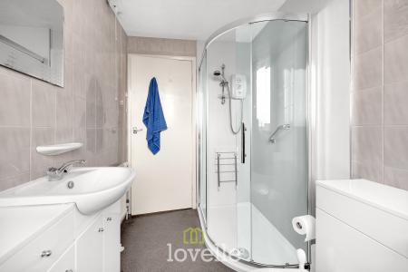 3 bedroom Semi-detached house for sale in Atkinsons Lane, Waltham, DN37