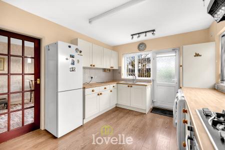 3 bedroom Semi-detached house for sale in Atkinsons Lane, Waltham, DN37