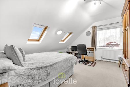 4 bedroom Detached house for sale in Cravens Lane, Habrough, DN40