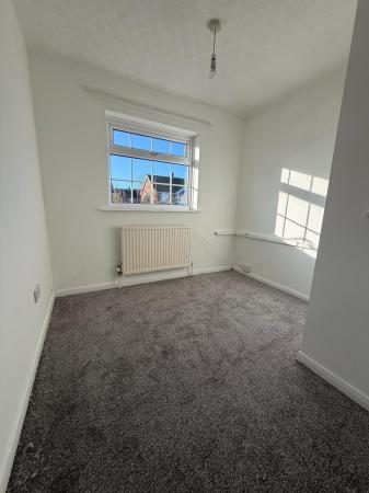 3 bedroom Semi-detached house to let in Redwood Drive, Cleethorpes, DN35