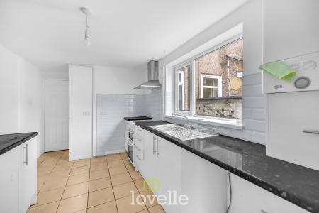 3 bedroom Terraced House for sale in Joseph Street, Grimsby, DN31