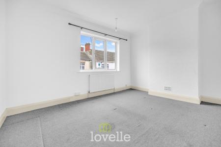 3 bedroom Terraced House for sale in Joseph Street, Grimsby, DN31