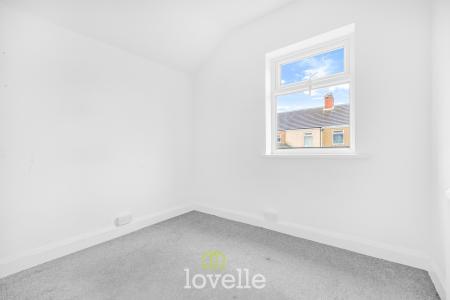 3 bedroom Terraced House for sale in Joseph Street, Grimsby, DN31