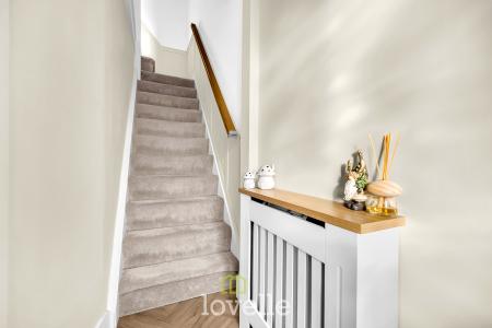 3 bedroom Terraced House for sale in Barnoldby Road, Waltham, DN37