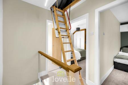 3 bedroom Terraced House for sale in Barnoldby Road, Waltham, DN37