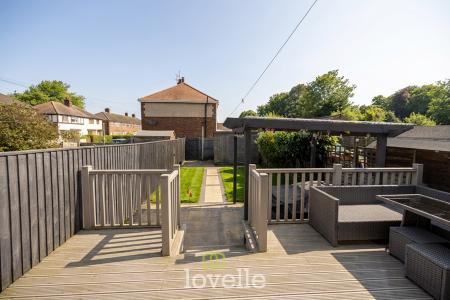 3 bedroom Terraced House for sale in Barnoldby Road, Waltham, DN37