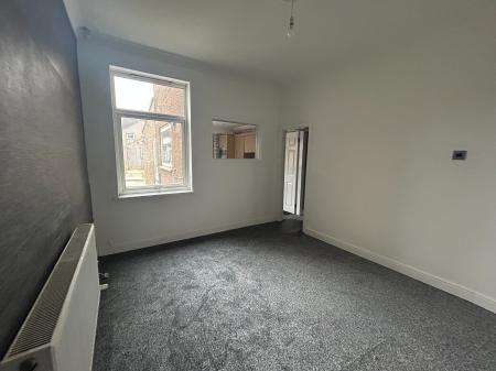 3 bedroom Terraced House to let in Blundell Avenue, Cleethorpes, DN35