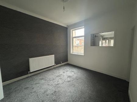 3 bedroom Terraced House to let in Blundell Avenue, Cleethorpes, DN35