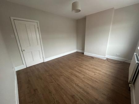 3 bedroom Terraced House to let in Lovett Street, Grimsby, DN35